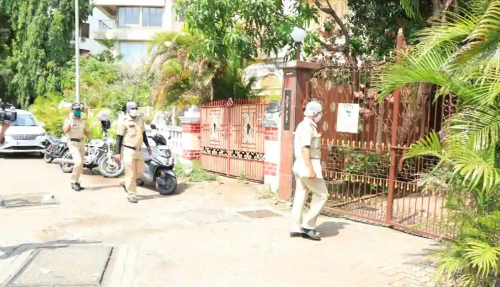 Police outside Sushant Singh Rajput’s home